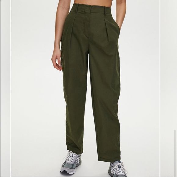 Aritzia Pants - Aritzia Wilfred Free Day Off Pant green size 0